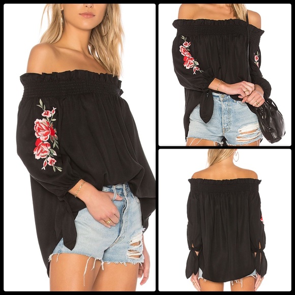 Beach Riot Tops - BEACH RIOT 🌹 Rose Off Shoulder Top NWOT